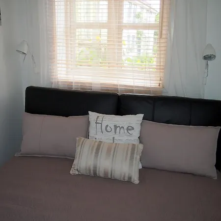Sleep Well In *